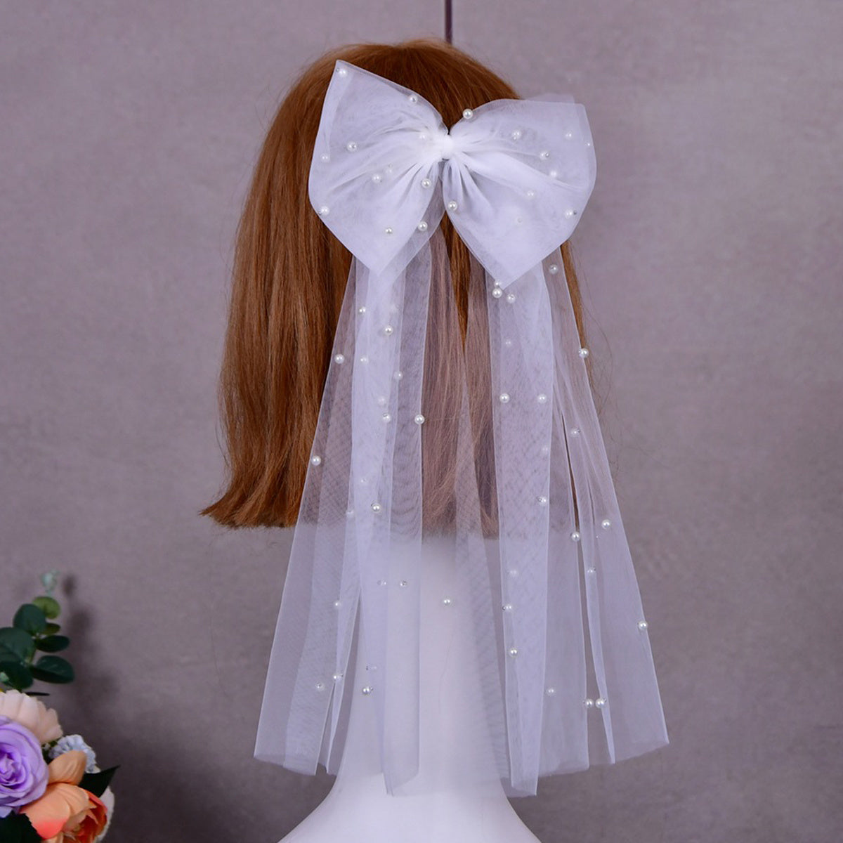Pearl White Hair Bow Veil