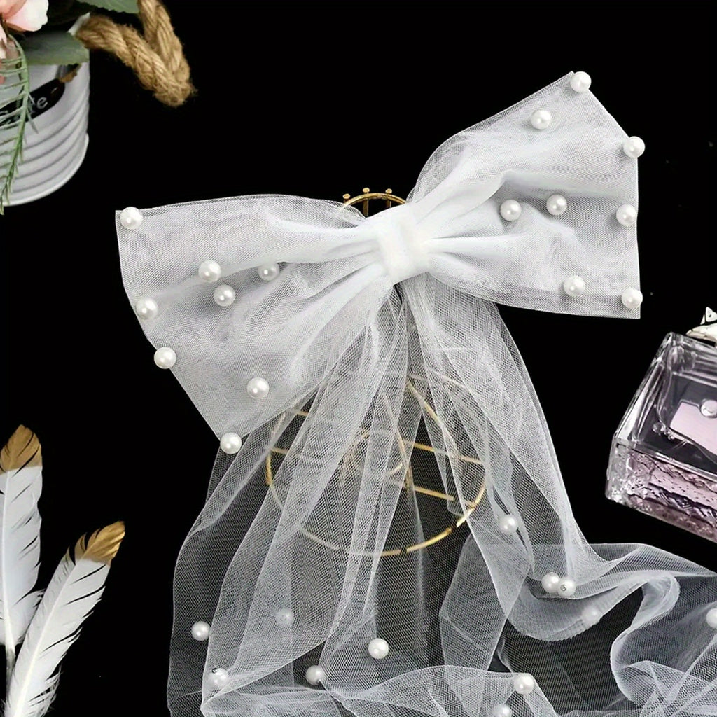Pearl White Hair Bow Veil