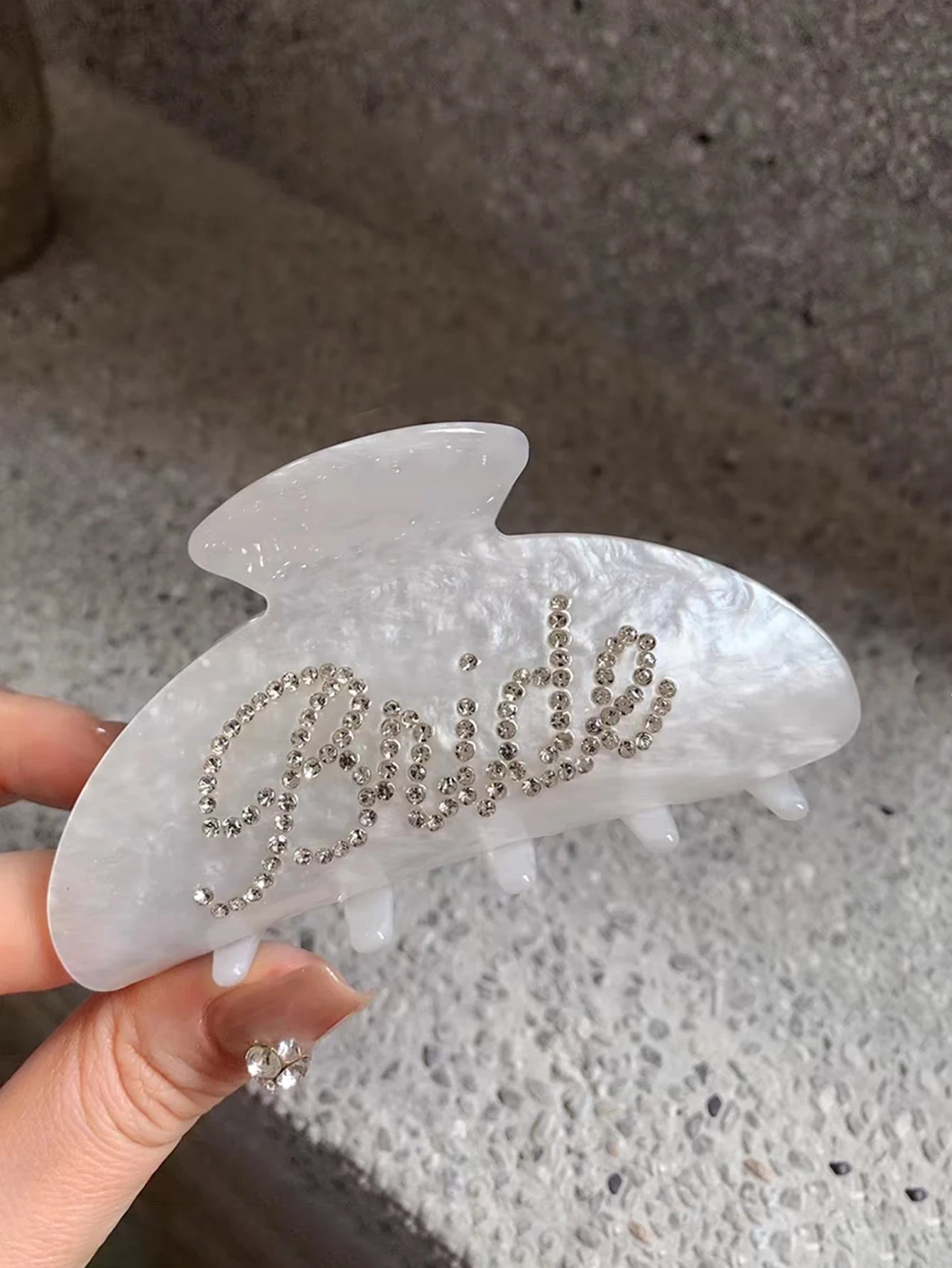 Bride Claw Clip